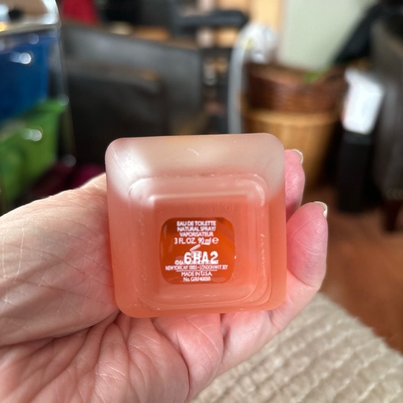 Giorgio Beverly Hills Giorgio Holiday 90ml EDT Spray. Little Used! - Picture 4 of 5